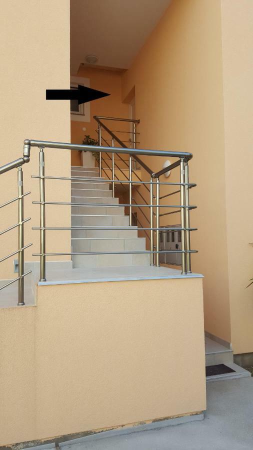 Apartment Traversa Novalja Exterior photo